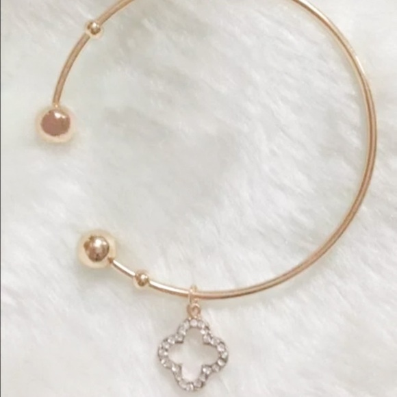 NEW!! 9k Gold Filled CZ Bracelet Cuff - Picture 1 of 4